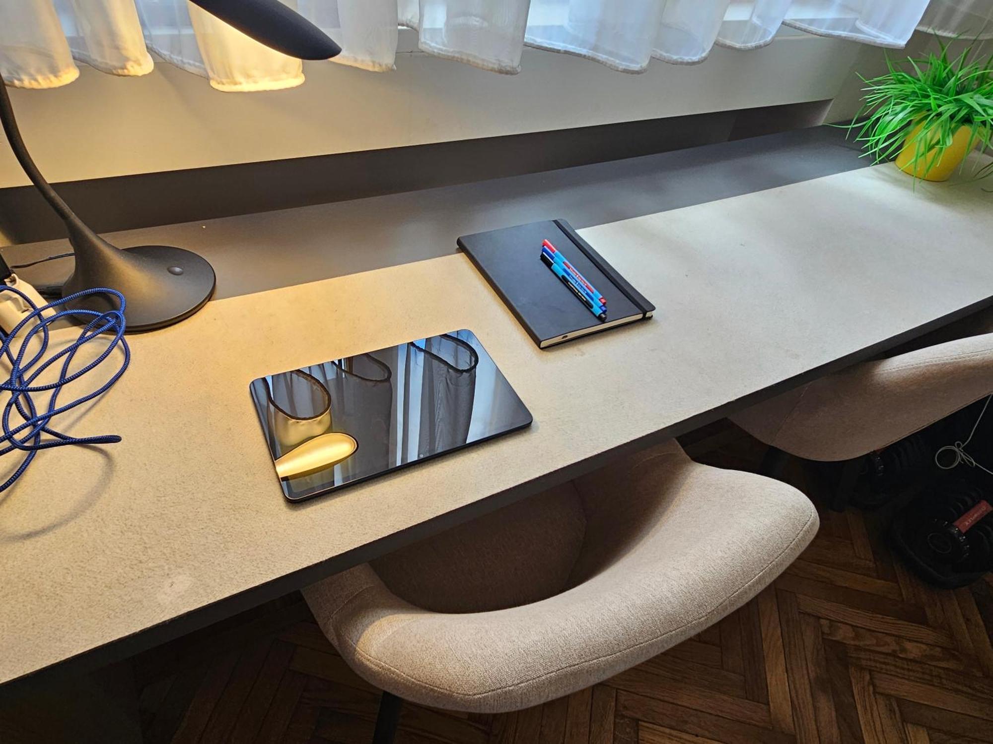 Exclusive Top Floor 2-bedroom Flat * Milán